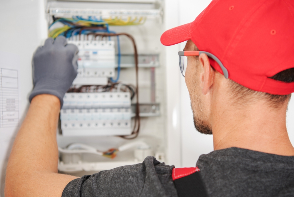 why older electrical panels are still a problem in rhode island homes